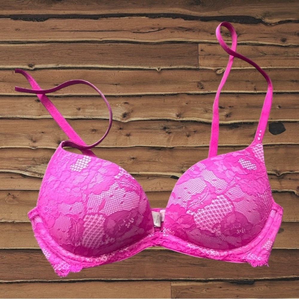 Victoria Secret 32B Bio Fit Bra Style RN70817 CA23226z
